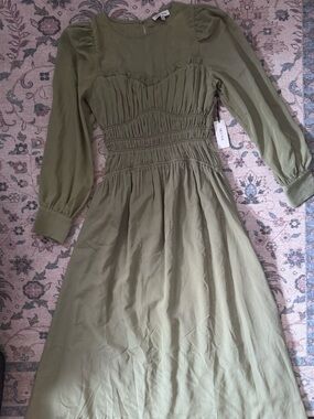 Smocked Waist Olive Long-Sleeve Midi Dress - Unknown Brand